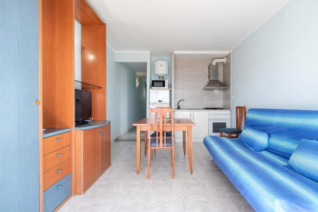 Apartamentos Denis Castelldefels Eksteriør bilde