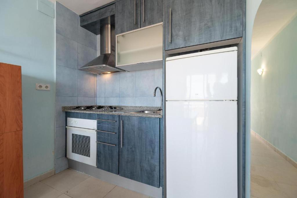 Apartamentos Denis Castelldefels Eksteriør bilde